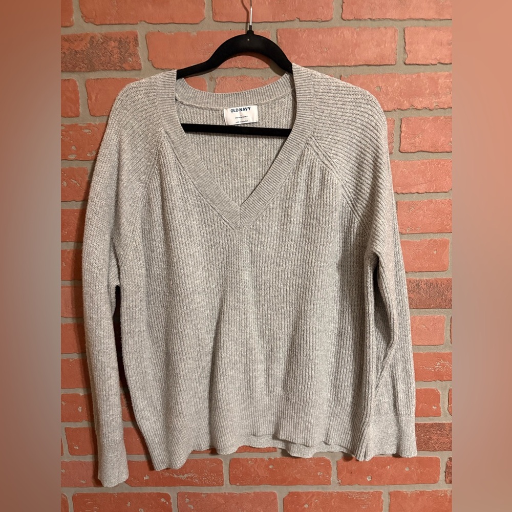 Old Navy, Knit V-Neck Sweater- Size Large